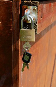 Wood lock padlock photo