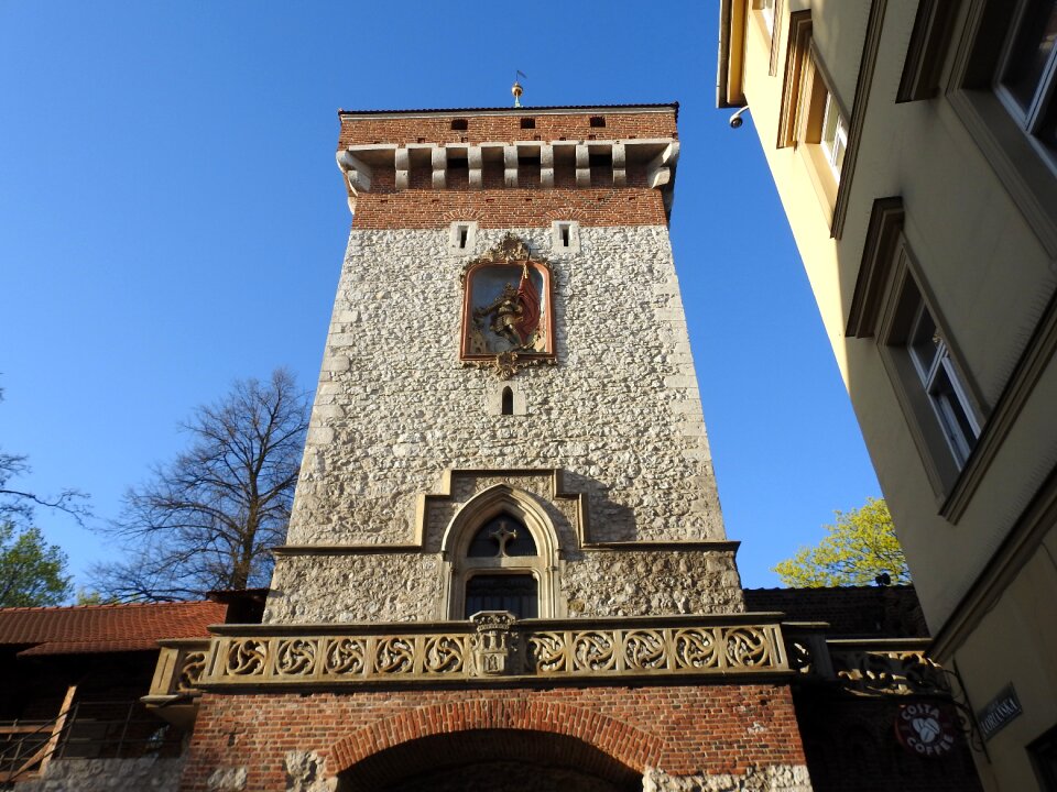 Old travel at the court of