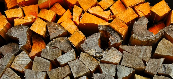 Holzstapel flare-up floor
