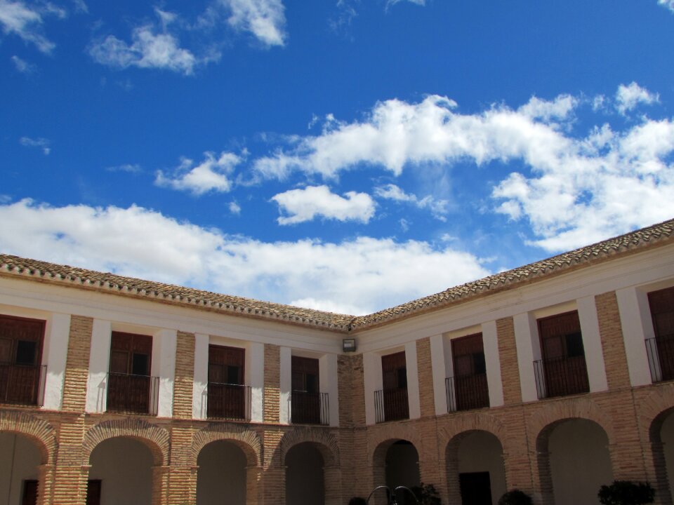 The virtues alicante villena