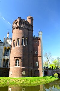 The palace poland sky