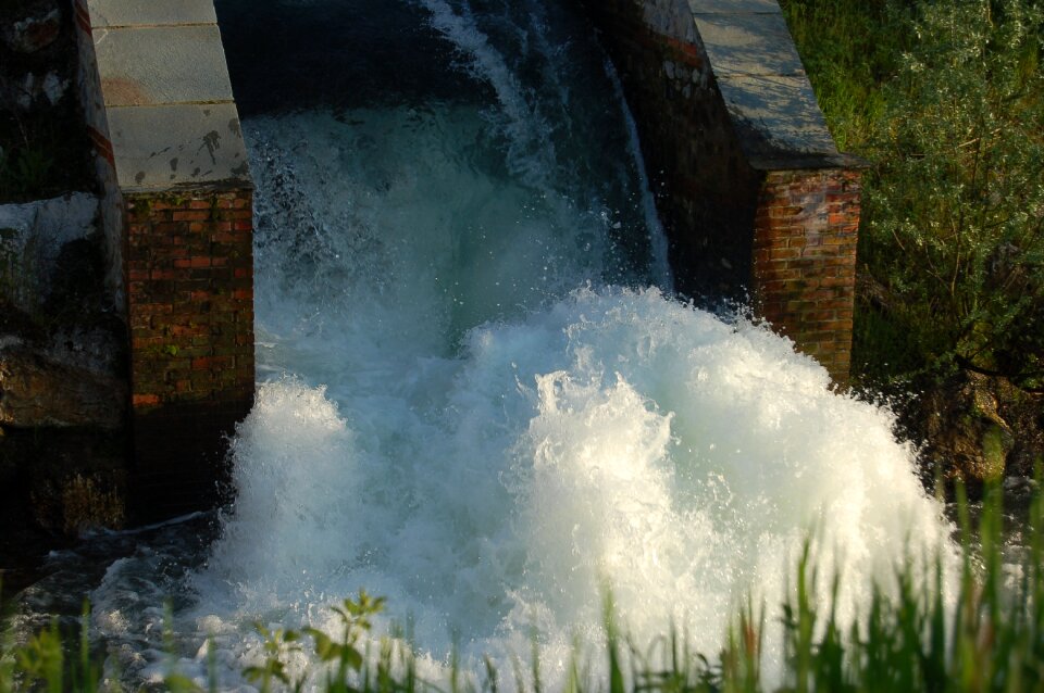 Waterfall nature roggia