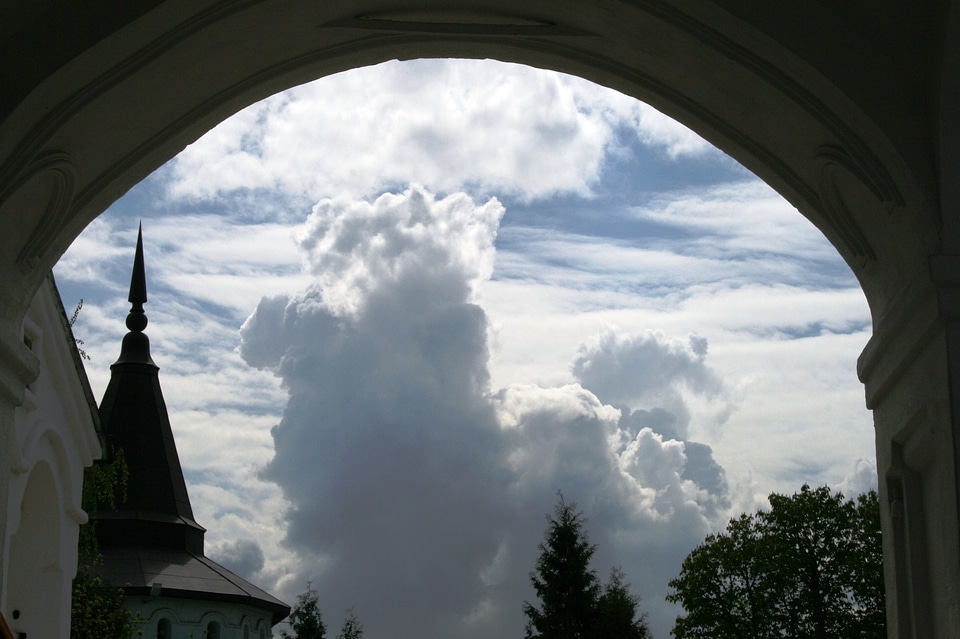Russian orthodox arch roof