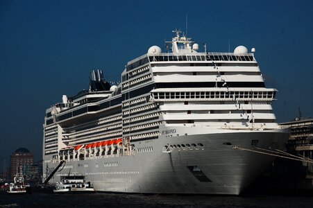 Ship cruise ship transport system photo