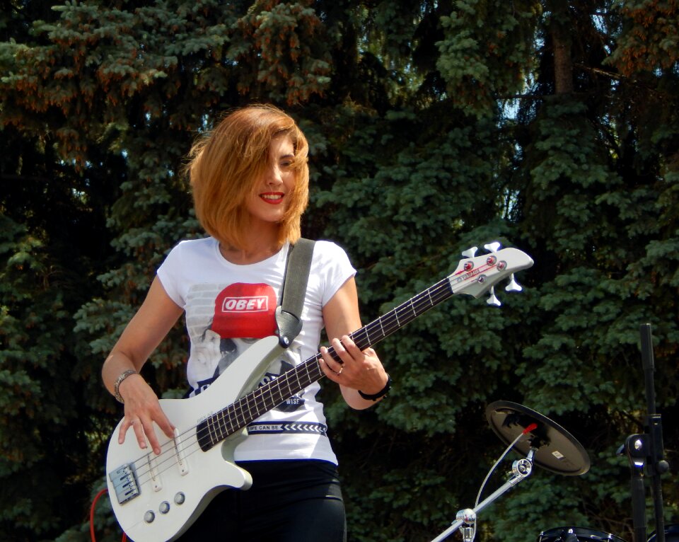 Girl guitarist music