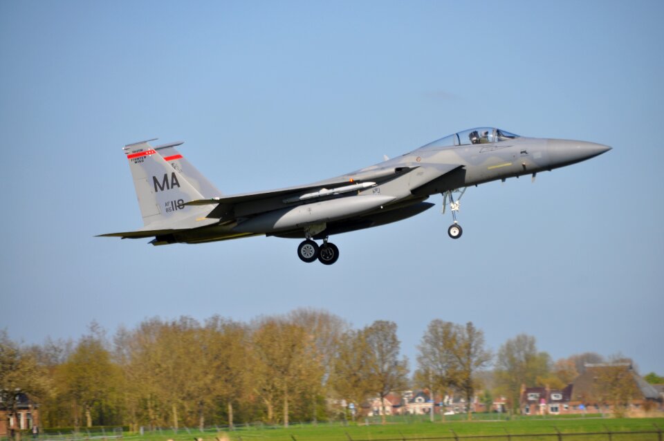 Flight airport military