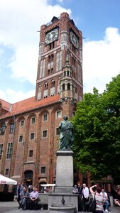 Monument gothic the market photo