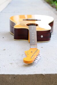 String guitar song photo