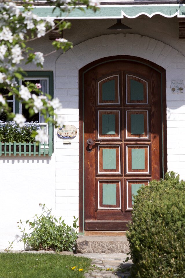 Door input front door