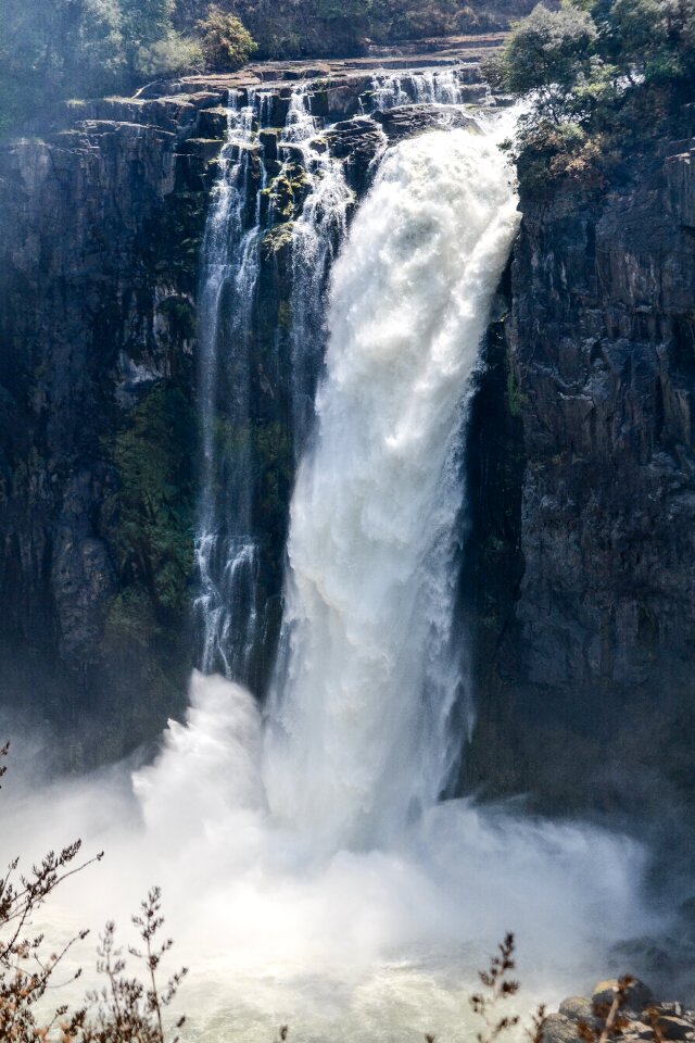 Water rock nature