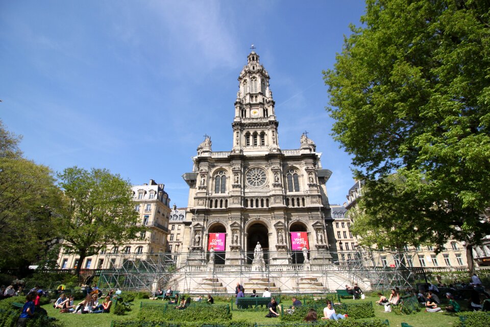 Paris tourism church