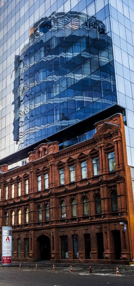 Window glass city