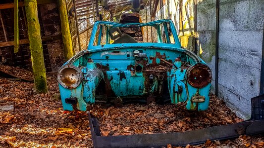 Rust auto abandoned photo