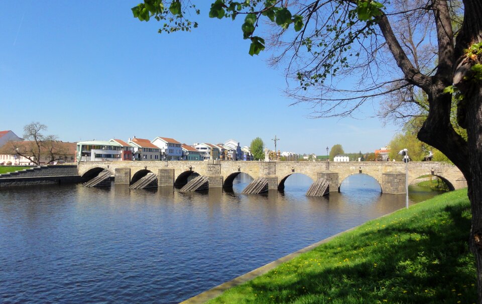 Old bridge town water