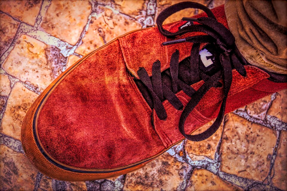Painting vintage foot