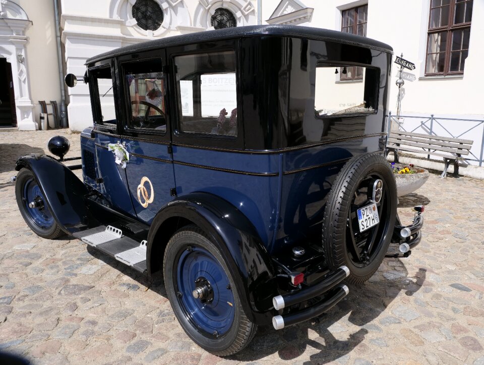 Chevrolet capitol series aa oldtimer limosine service strobel