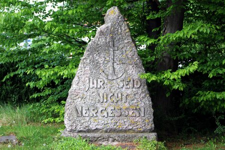 Memory commemorate stone