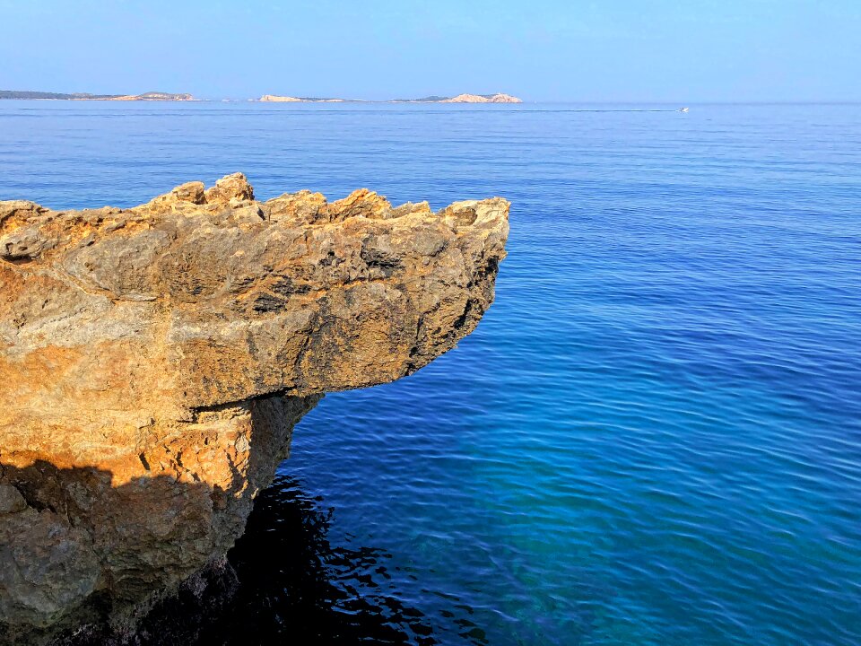 Sunny sea rock photo