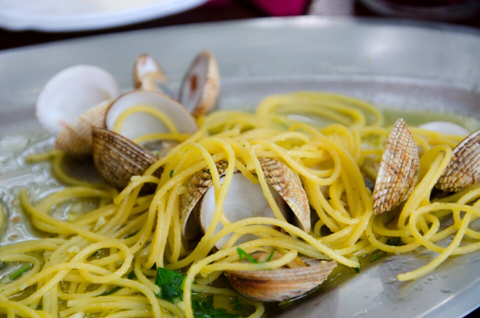 Kitchen spaghetti mussels