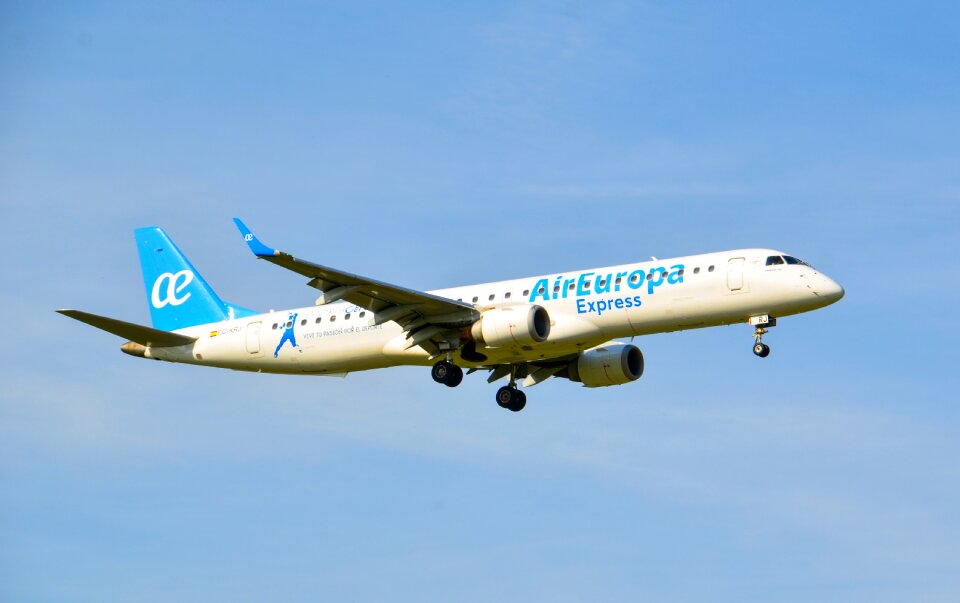 Embraer travel spain