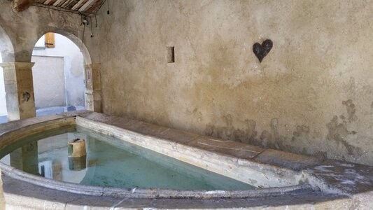 Wall heart fountain photo