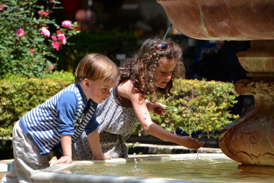 Fountain pushover spain