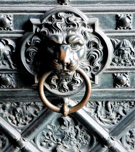 Goal ornament antiquity