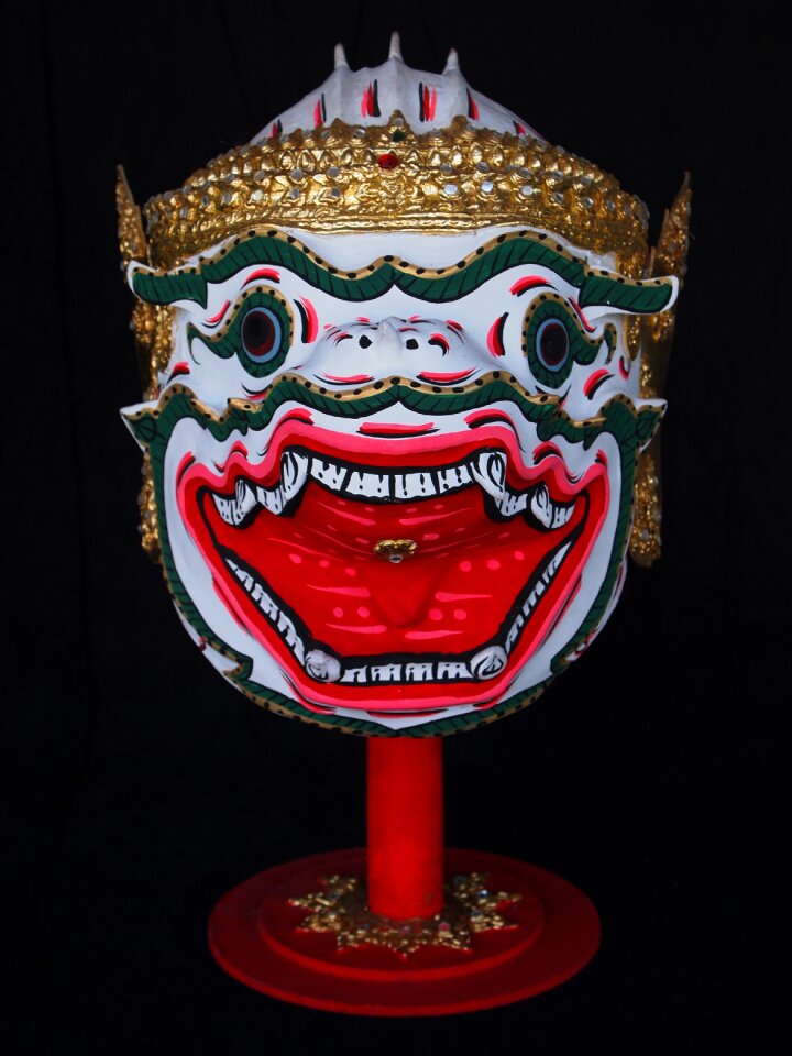 Hanuman mask thai