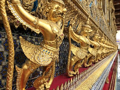 Palace buddhism religion