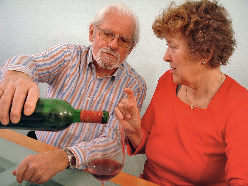 Give a wine bottle red wine