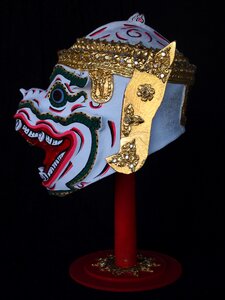 Hanuman mask thai