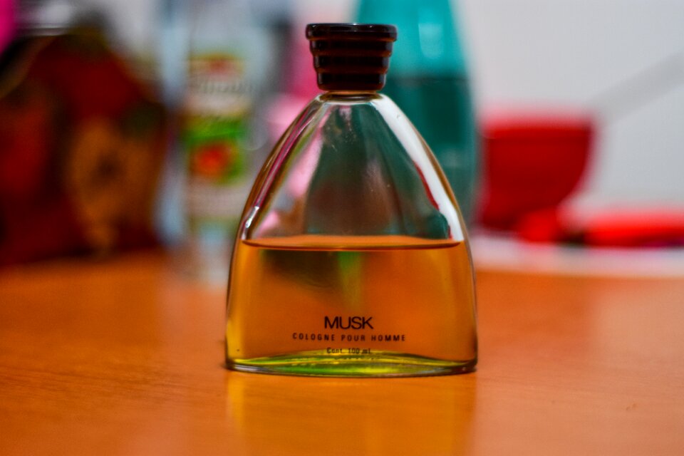 Glass container bottle container