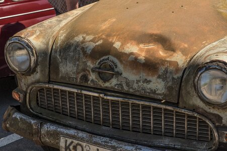 Classic automotive vehicles