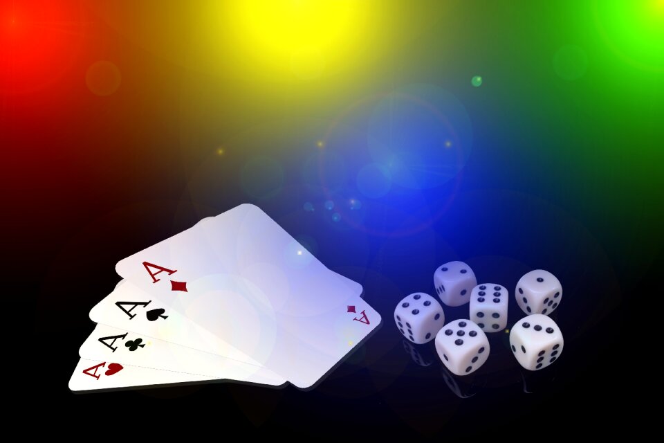 Lucky dice craps cube