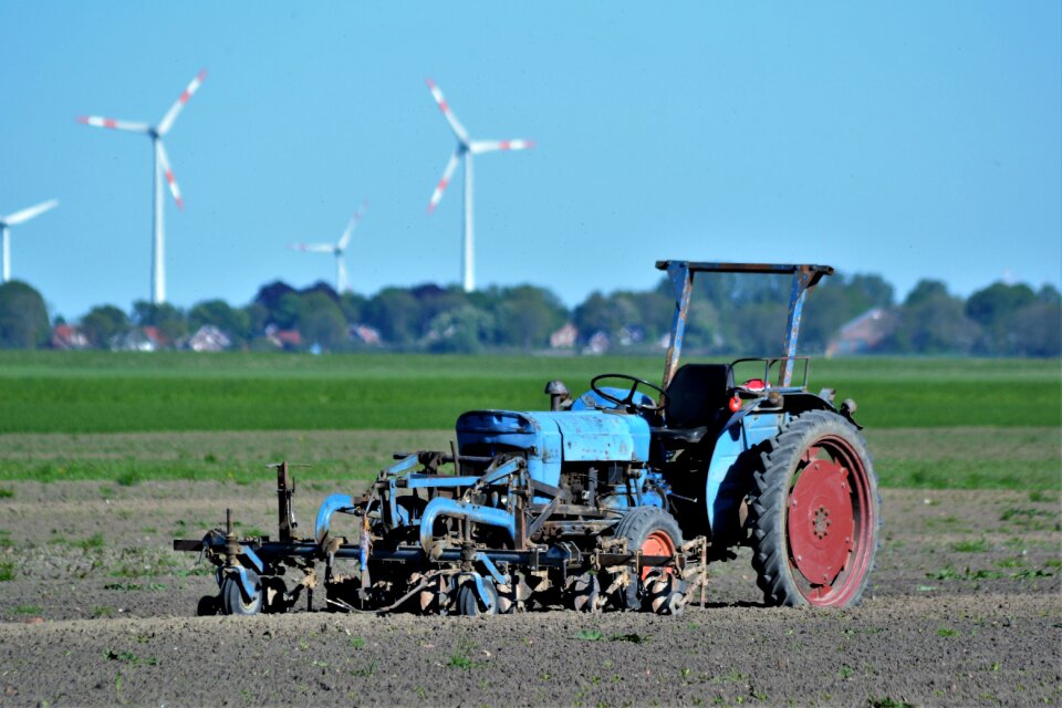 Tractor field arable