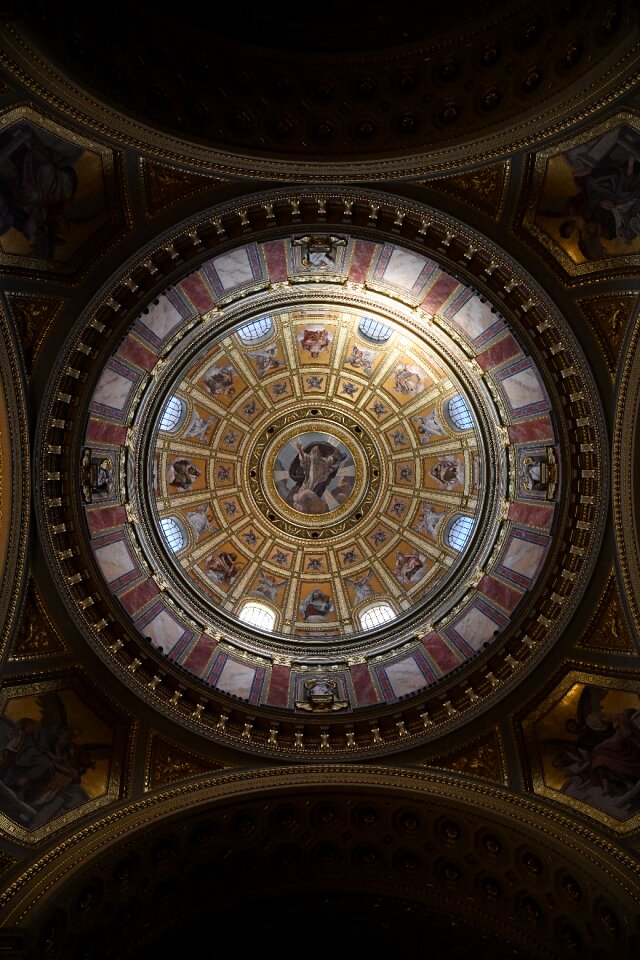 Basilica dome building