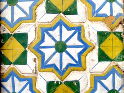 Mosaic colour