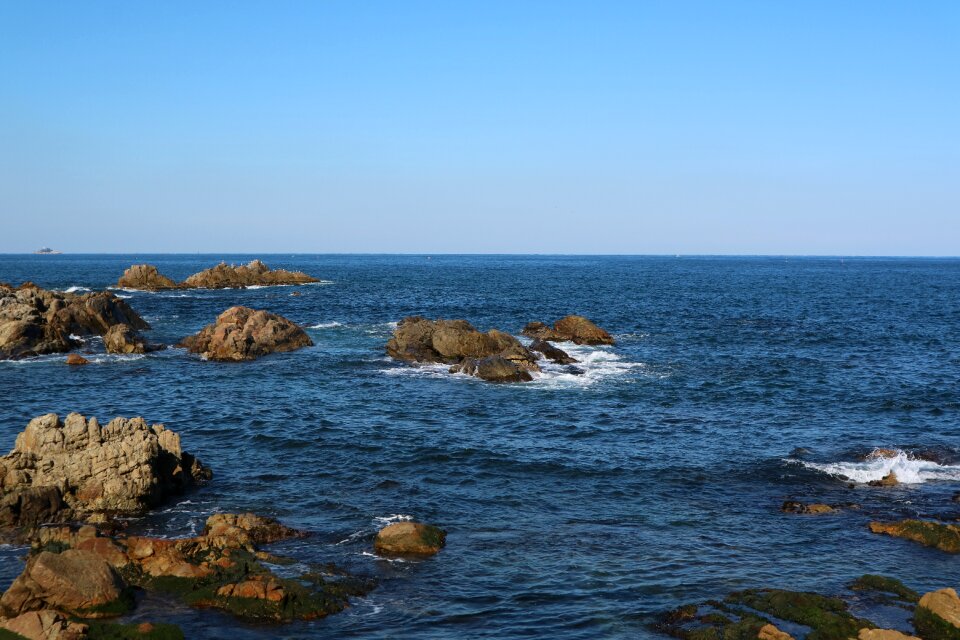 Coastal rocky beach Free photos photo