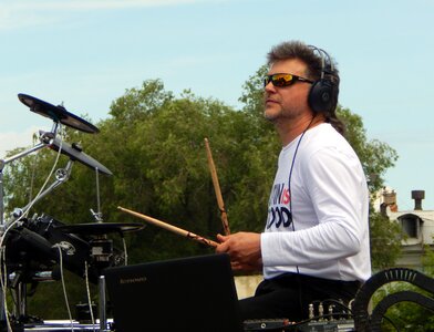 Drummer drum set drum