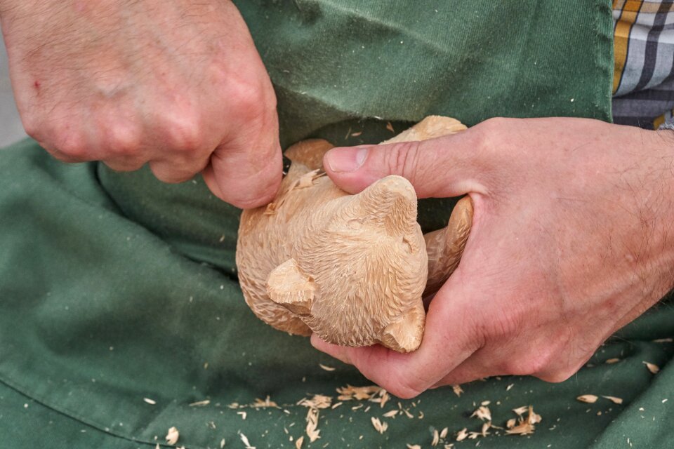 Sculpture figure carving