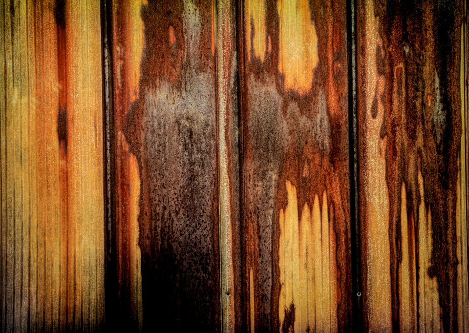 Metal oxidize brown