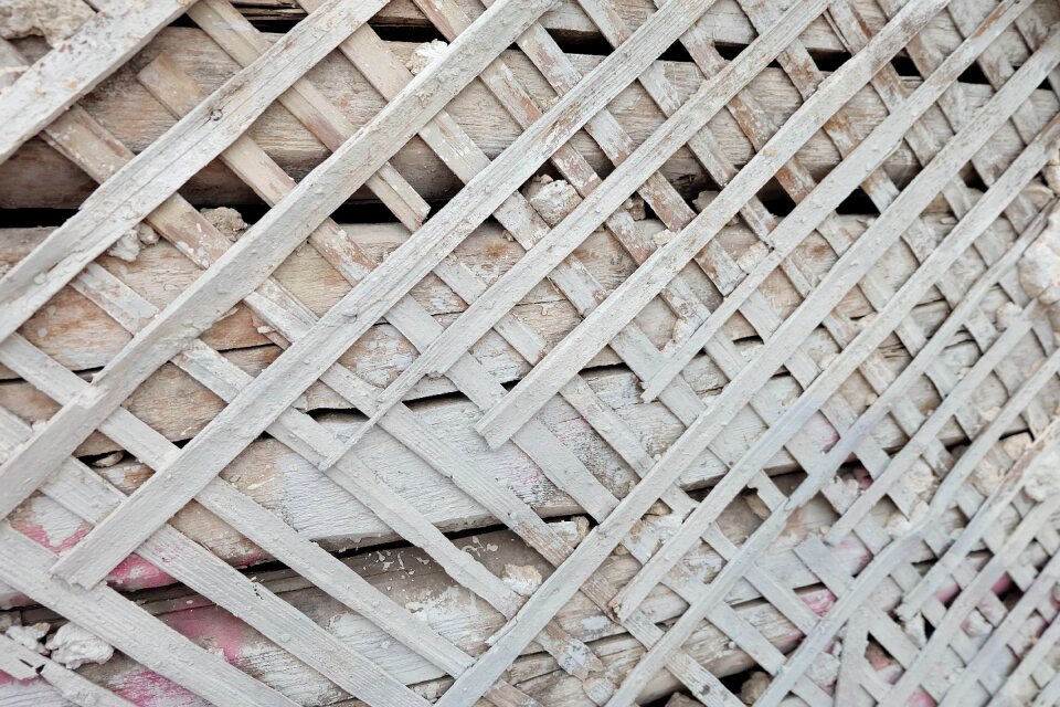Old house crack wall