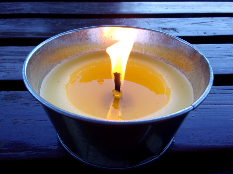 Lighting night wax