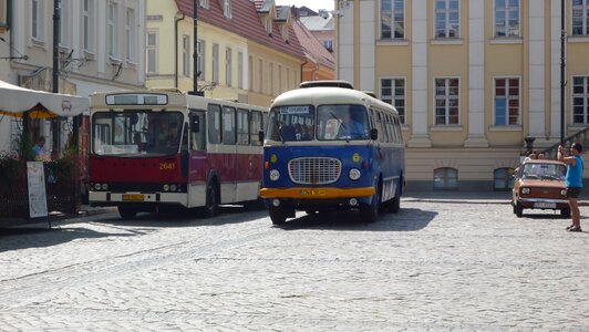 Tour transport monument