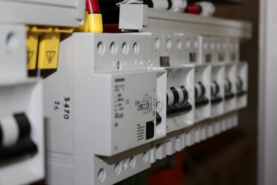 Industria electric current electric network