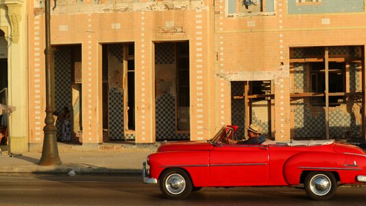 Cuba oldtimer road