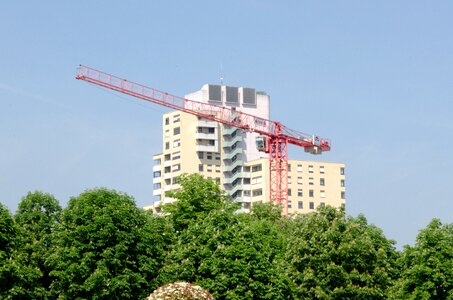 Baukran build site
