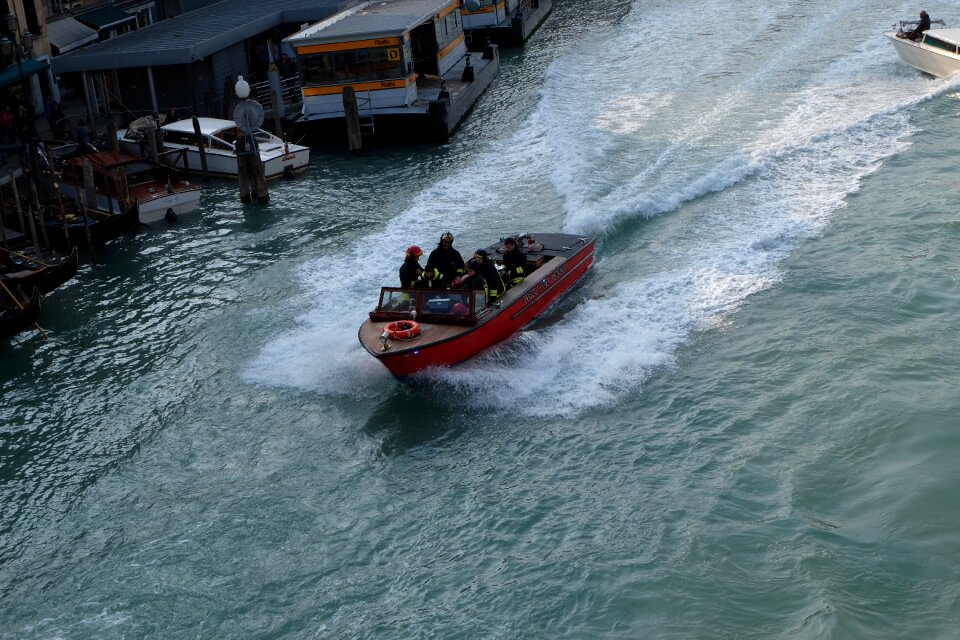 Fire fighter boat italy