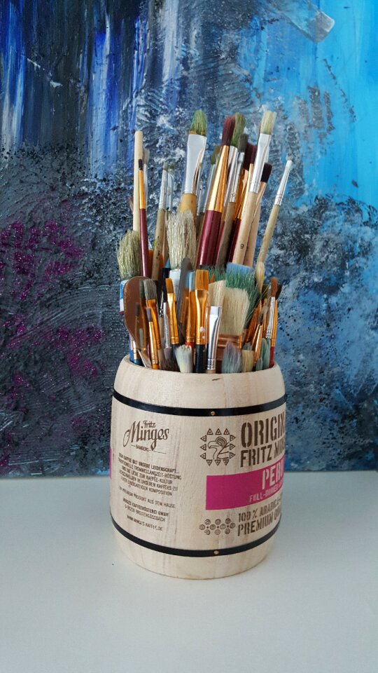 Brush color acrylic