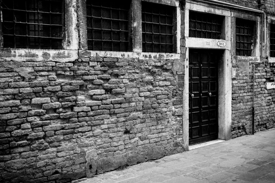 Black and white venezia goal